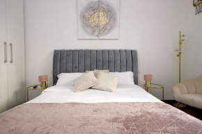 Domus Lou Elegante appartamento in Trastevere Roma